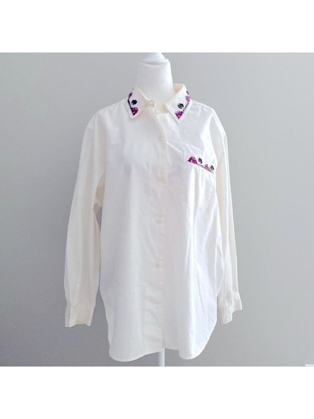 Alfred Dunner vintage cottage cross-stitch button down